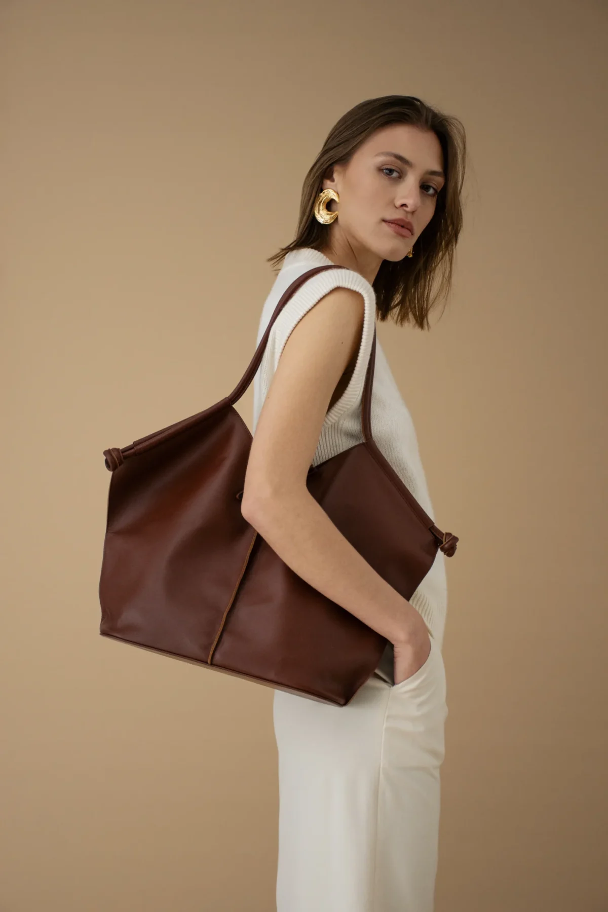 CLAY TOTE BAG SYRUP BROWN - Image 6